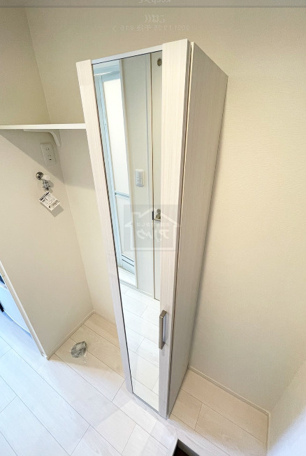 ヒルサイド・アレー千駄木の玄関|同シリーズ参考写真