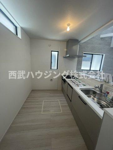 【仲介手数料無料】所沢市青葉台５期　全２棟　２号棟　新築住宅は西武ハウジング　のキッチン