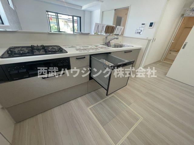 【仲介手数料無料】所沢市青葉台５期　全２棟　２号棟　新築住宅は西武ハウジング　のキッチン