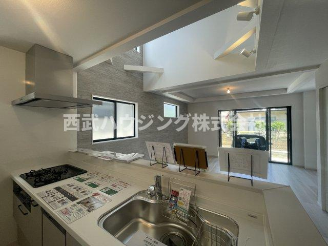 【仲介手数料無料】所沢市青葉台５期　全２棟　２号棟　新築住宅は西武ハウジング　のキッチン