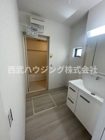 【仲介手数料無料】所沢市青葉台５期　全２棟　２号棟　新築住宅は西武ハウジング　の独立洗面台