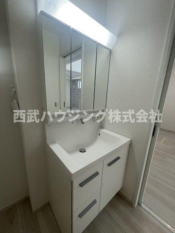 【仲介手数料無料】所沢市青葉台５期　全２棟　２号棟　新築住宅は西武ハウジング　の独立洗面台