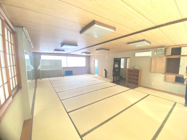 豊橋市前田南町貸店舗の内装