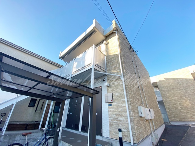 鎌倉市小袋谷２丁目のアパート