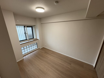 【洋室】ライオンズヴィアーレ聖蹟桜ケ丘 