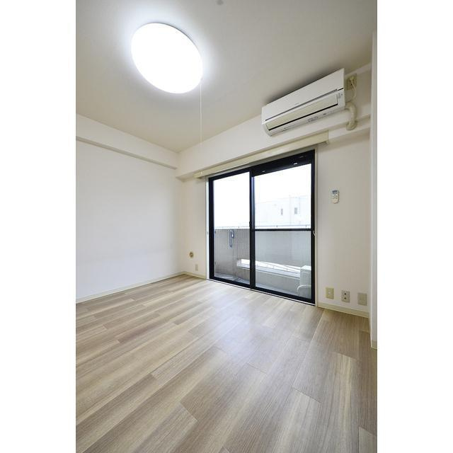 アベニュー烏山の居間・リビング