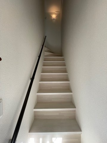 プライムガーデン千歳烏山の玄関