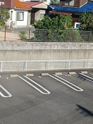 クレ　ド　ボヌールⅠの駐車場