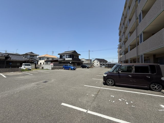 アビリティ居能の駐車場