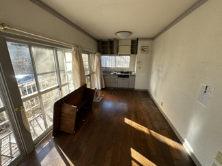 【居間・リビング】 | 【北杜市高根町東井出】管理分譲地内にあるコンパクトな平家