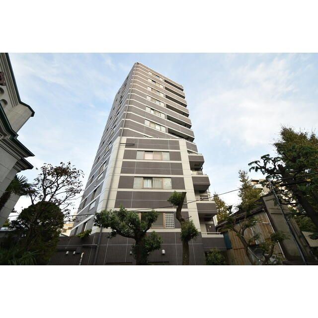 フイユ・ドール目白の外観