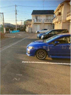 【駐車場】