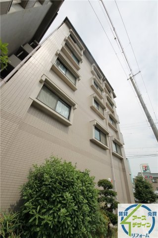 カームハイツ3番館の外観