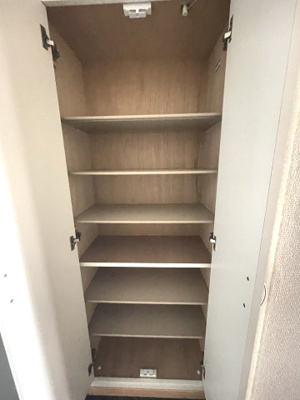 【収納】 | レオパレス豊里Ⅱ | シューズボックスがあります