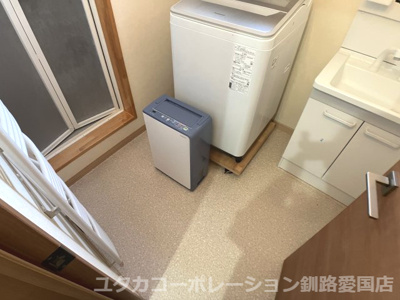 【ランドリースペース】 | 新栄町9-10事務所兼住宅