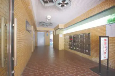 ライオンズマンション弥生町のロビー