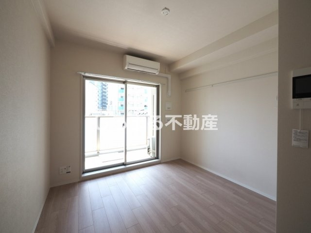 エスリードレジデンス梅田デュオの居間・リビング