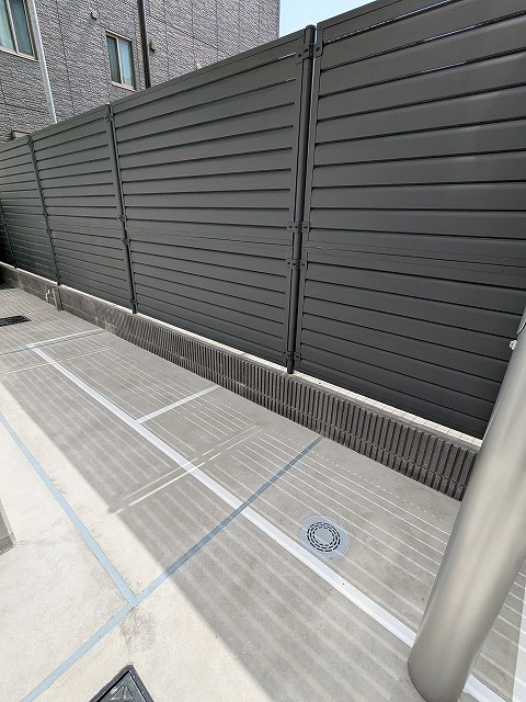 BRANSIESTA上野の設備|バイク置場、空き状況ご確認お願い致します