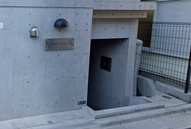 WING RICCOのエントランス