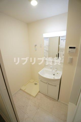 コモイルソーレ弁天の洗面所