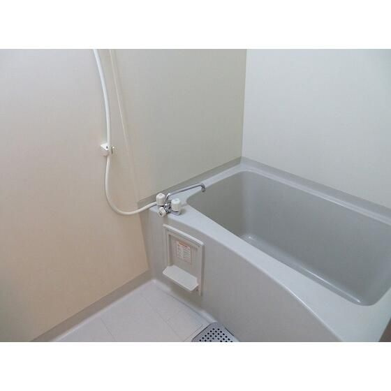 パストラーレ三ノ輪の浴室