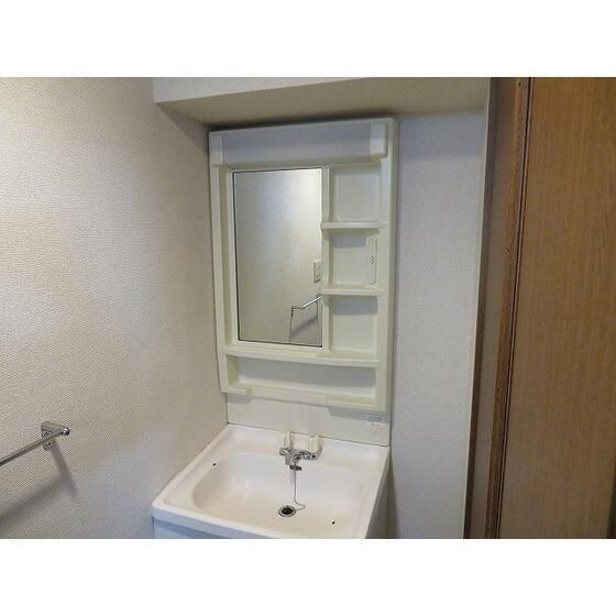 パストラーレ三ノ輪の洗面所