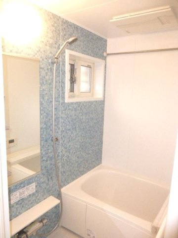 ブラウン・ベルの浴室