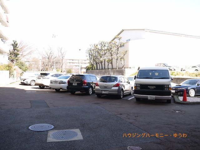 【駐車場】 | カーサ常盤台 | 敷地内に、広い駐車場を完備。