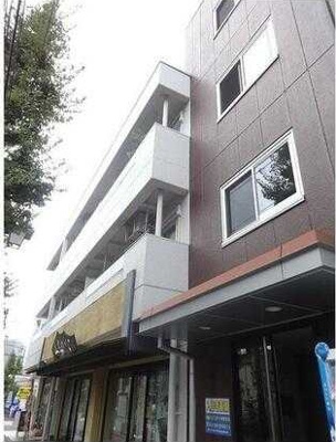 【エントランス】 | いずみマンション | 外観もきれいです