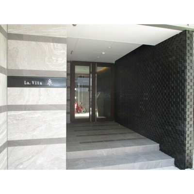 【エントランス】 | ラヴィータ泉