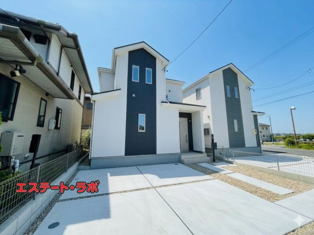 豊田市畝部東町2期　新築分譲住宅　全2棟　B号棟の外観|●完成物件の内覧受付中。
お気軽にお問合せください♪