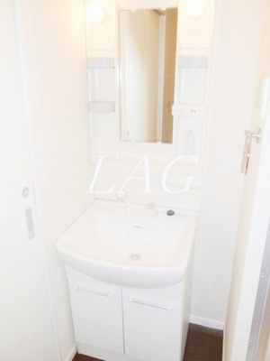 【洗面所】 | b'CASA町田 | 独立洗面台です。