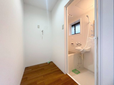 【洗面所】 | 豊中市中桜塚3丁目貸家