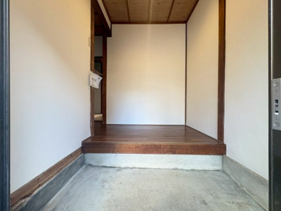 【玄関】 | 豊中市中桜塚3丁目貸家