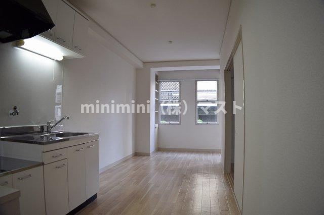 レジデンスなんばの居間・リビング