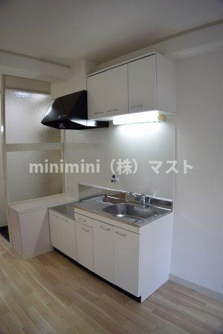 レジデンスなんばのキッチン