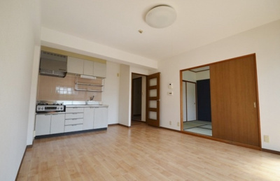 【キッチン】 | グランピア | 使いやすいキッチンです