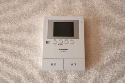 【セキュリティ】 | コモド八ヶ崎 Ａ・Ｂ | モニター付インターホン