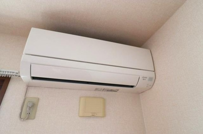 【設備】 | コモド八ヶ崎 Ａ・Ｂ | エアコン