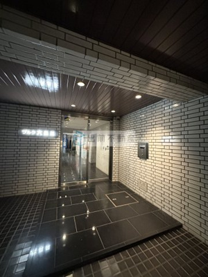 【エントランス】 | ブルク六義園