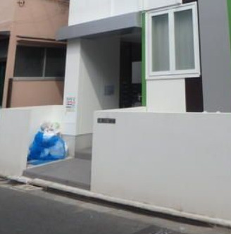 ＶＡＲＹ｀ｓ北千住のエントランス