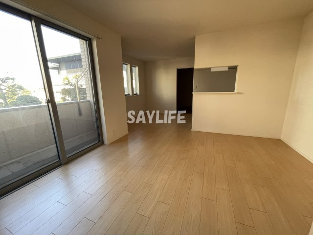 メゾンひかりの居間・リビング