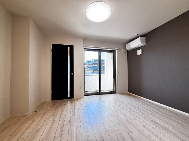 ルミナスピュア神戸の居間・リビング