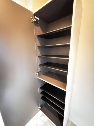 ルミナスピュア神戸の収納