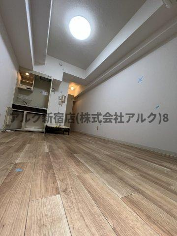 新宿区西新宿６丁目の賃貸マンションの内装