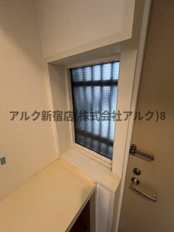 新宿区西新宿６丁目の賃貸マンションの内装