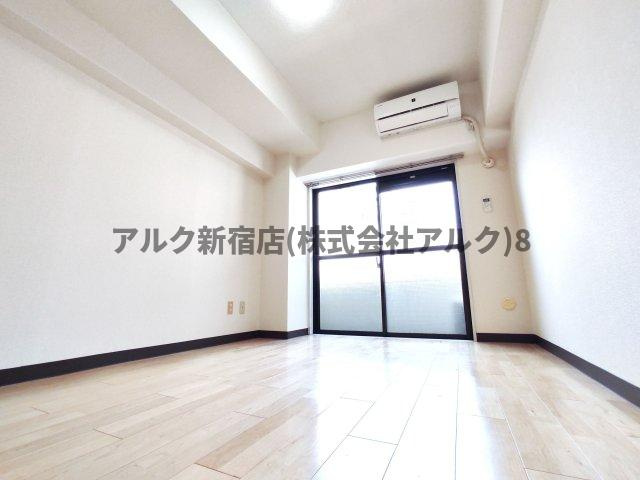 新宿区西新宿６丁目の賃貸マンションの内装