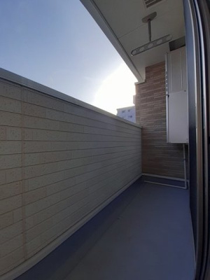 【バルコニー】 | セント・クロノス | 落ち着いた時間を過ごせるバルコニーです