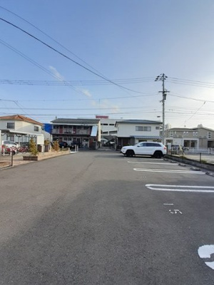 【駐車場】 | セント・クロノス | 駐車場があるので、車を買う予定の方も安心です