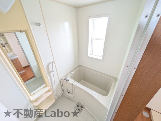 メイプルフィールドの浴室